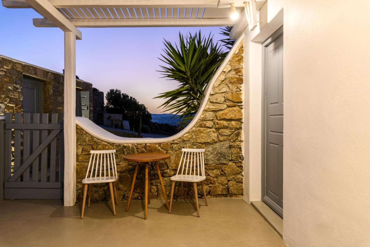 Mykonos Supreme Comfort Suites & Villas Kalafatis Bagian luar foto