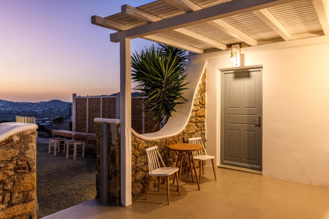 Mykonos Supreme Comfort Suites & Villas Kalafatis Bagian luar foto