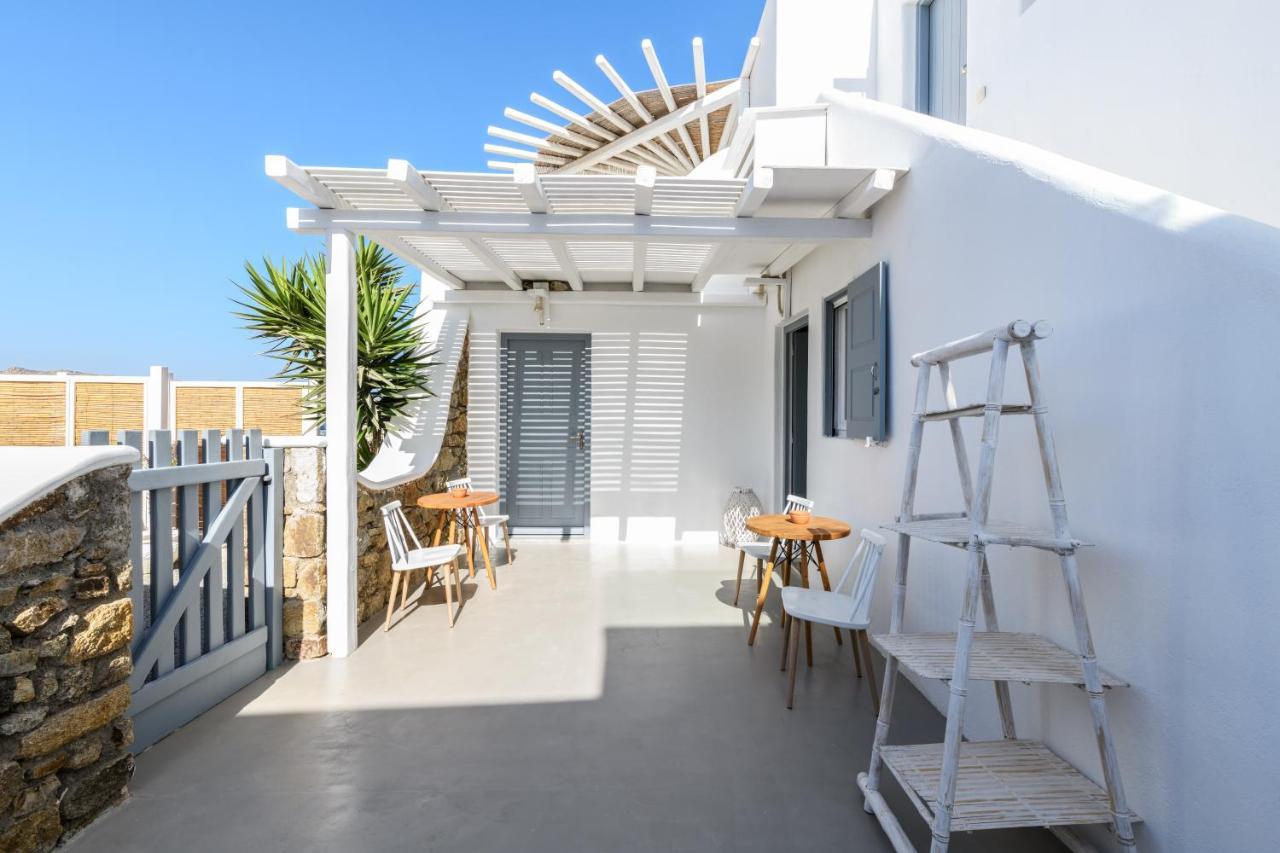 Mykonos Supreme Comfort Suites & Villas Kalafatis Bagian luar foto