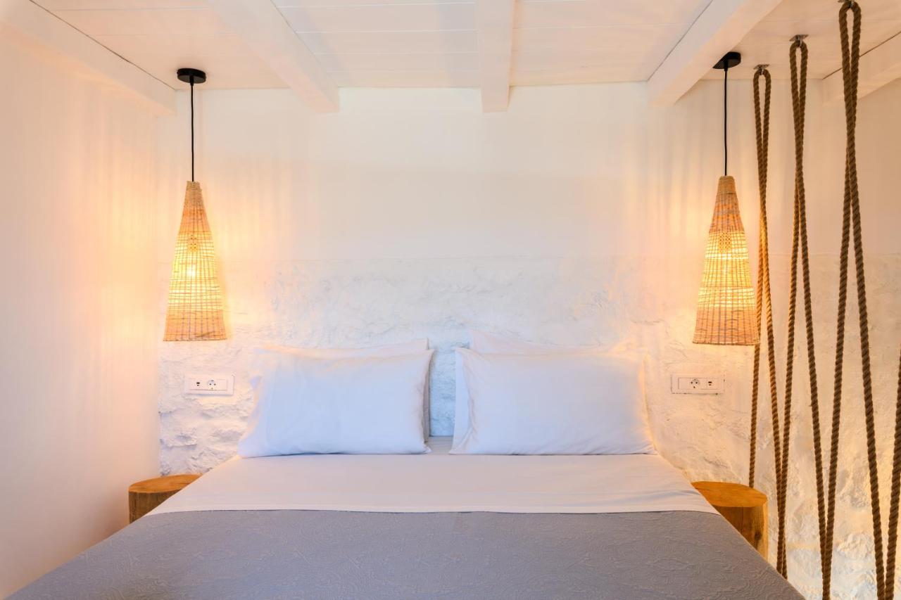 Mykonos Supreme Comfort Suites & Villas Kalafatis Bagian luar foto