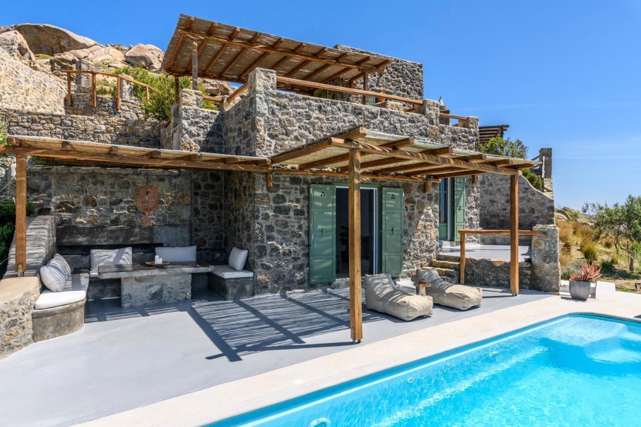 Mykonos Supreme Comfort Suites & Villas Kalafatis Bagian luar foto