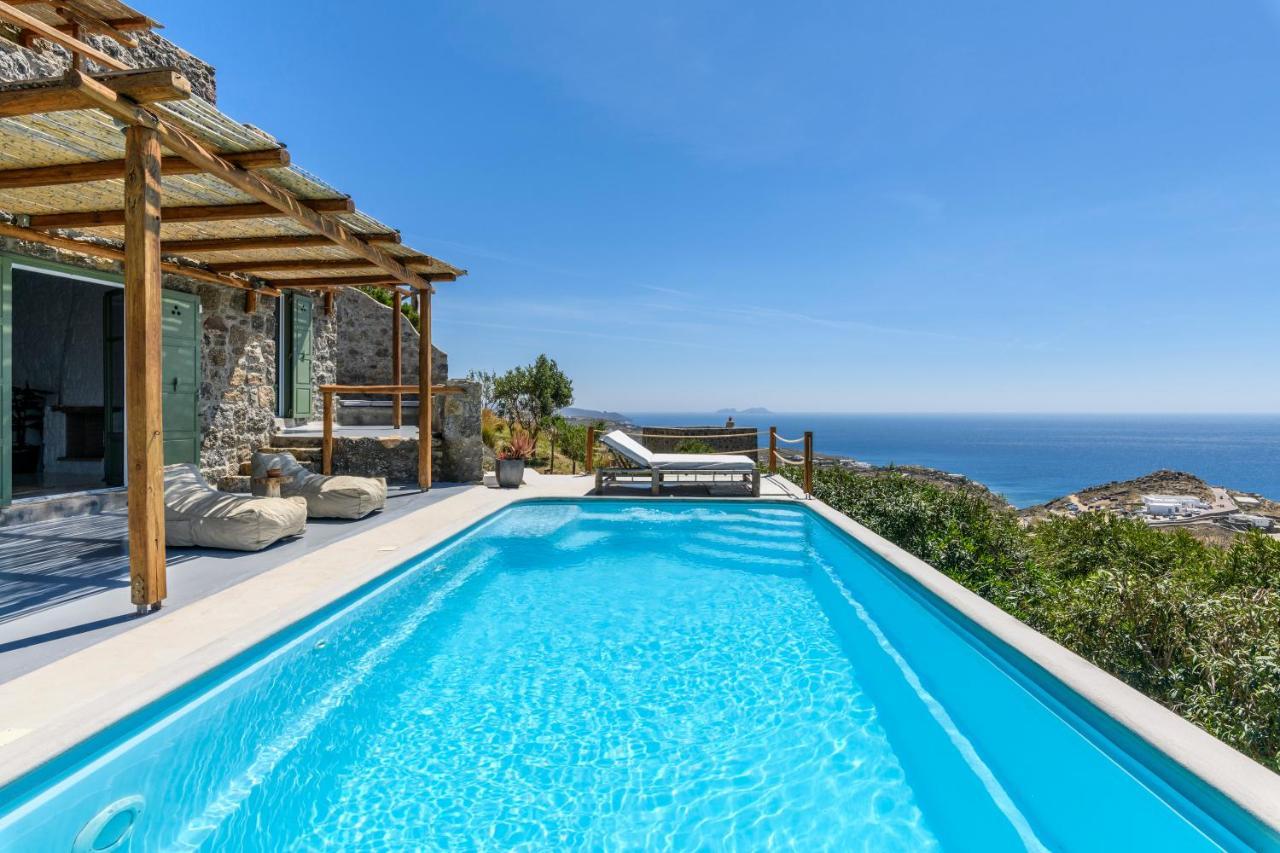 Mykonos Supreme Comfort Suites & Villas Kalafatis Bagian luar foto