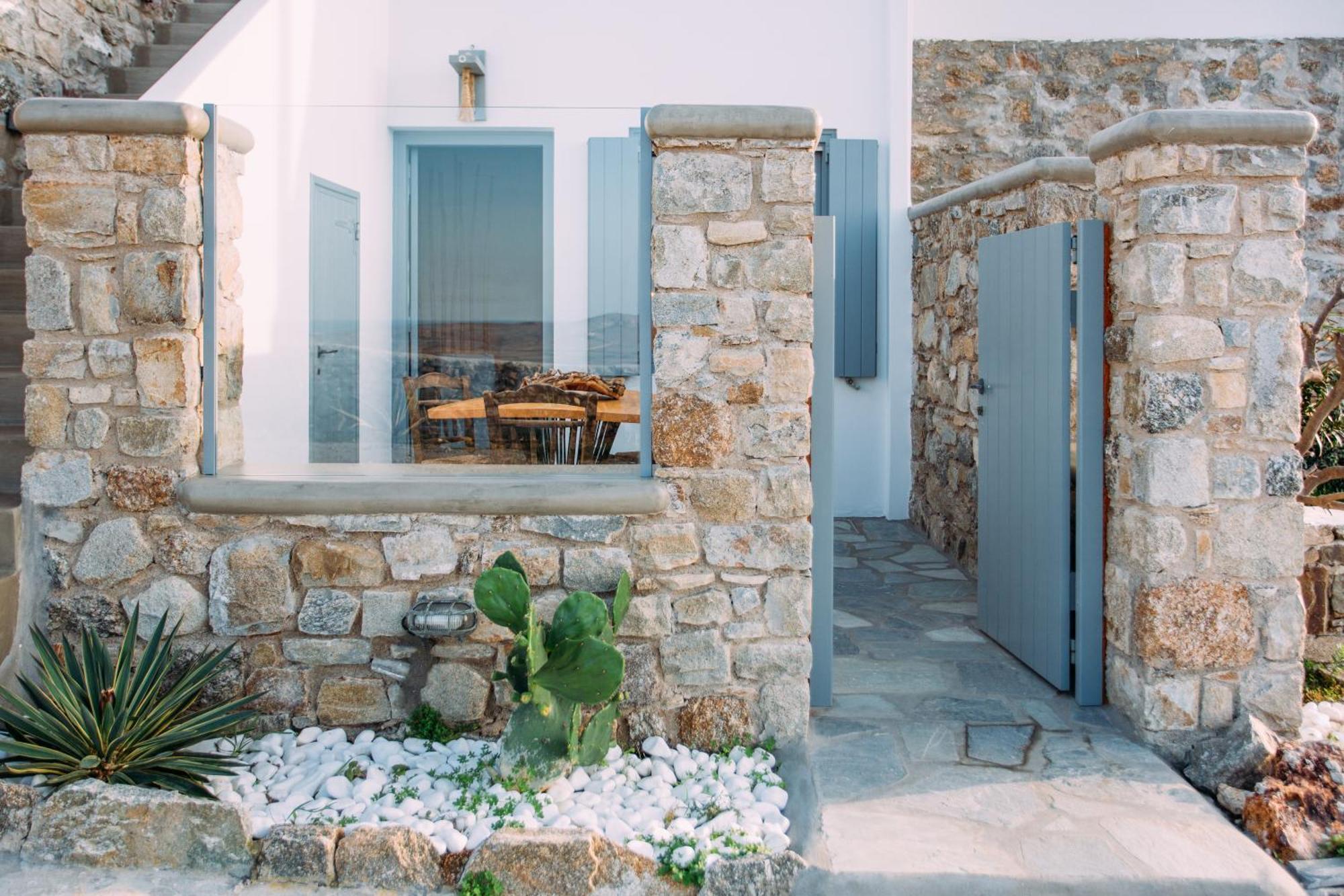 Mykonos Supreme Comfort Suites & Villas Kalafatis Ruang foto
