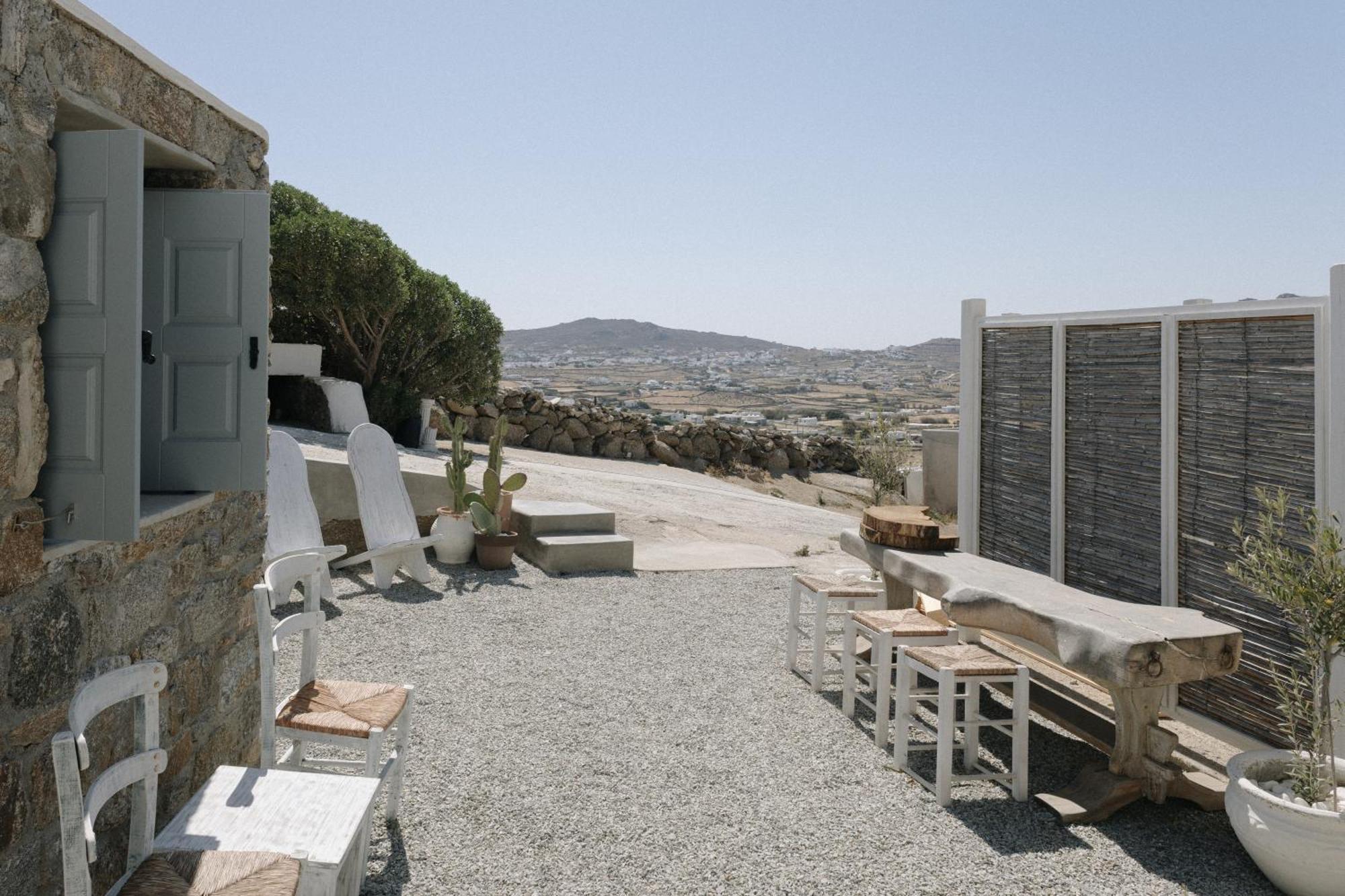 Mykonos Supreme Comfort Suites & Villas Kalafatis Bagian luar foto