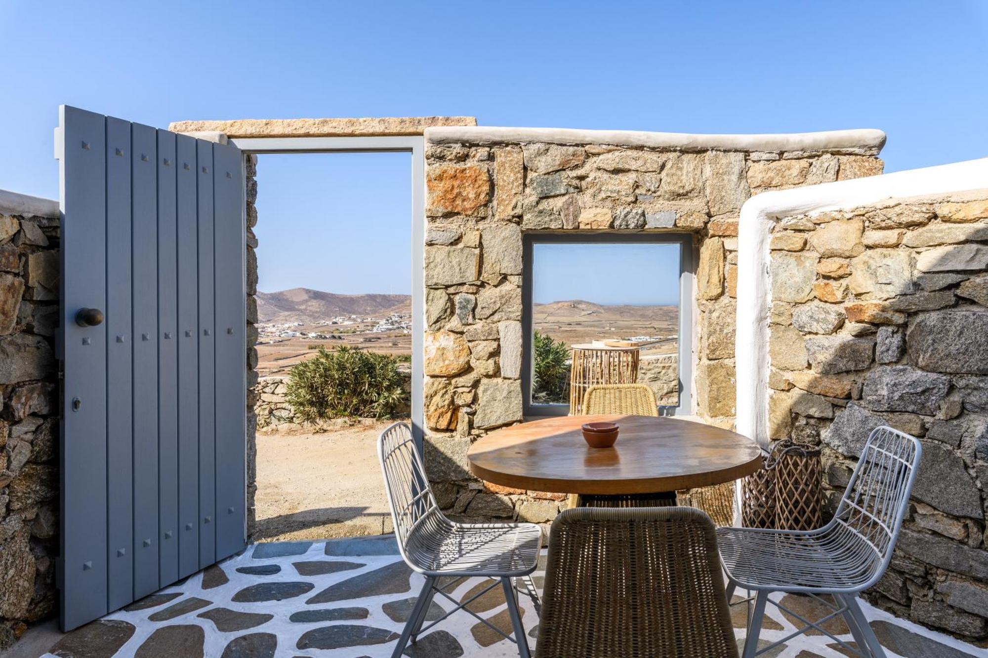 Mykonos Supreme Comfort Suites & Villas Kalafatis Bagian luar foto