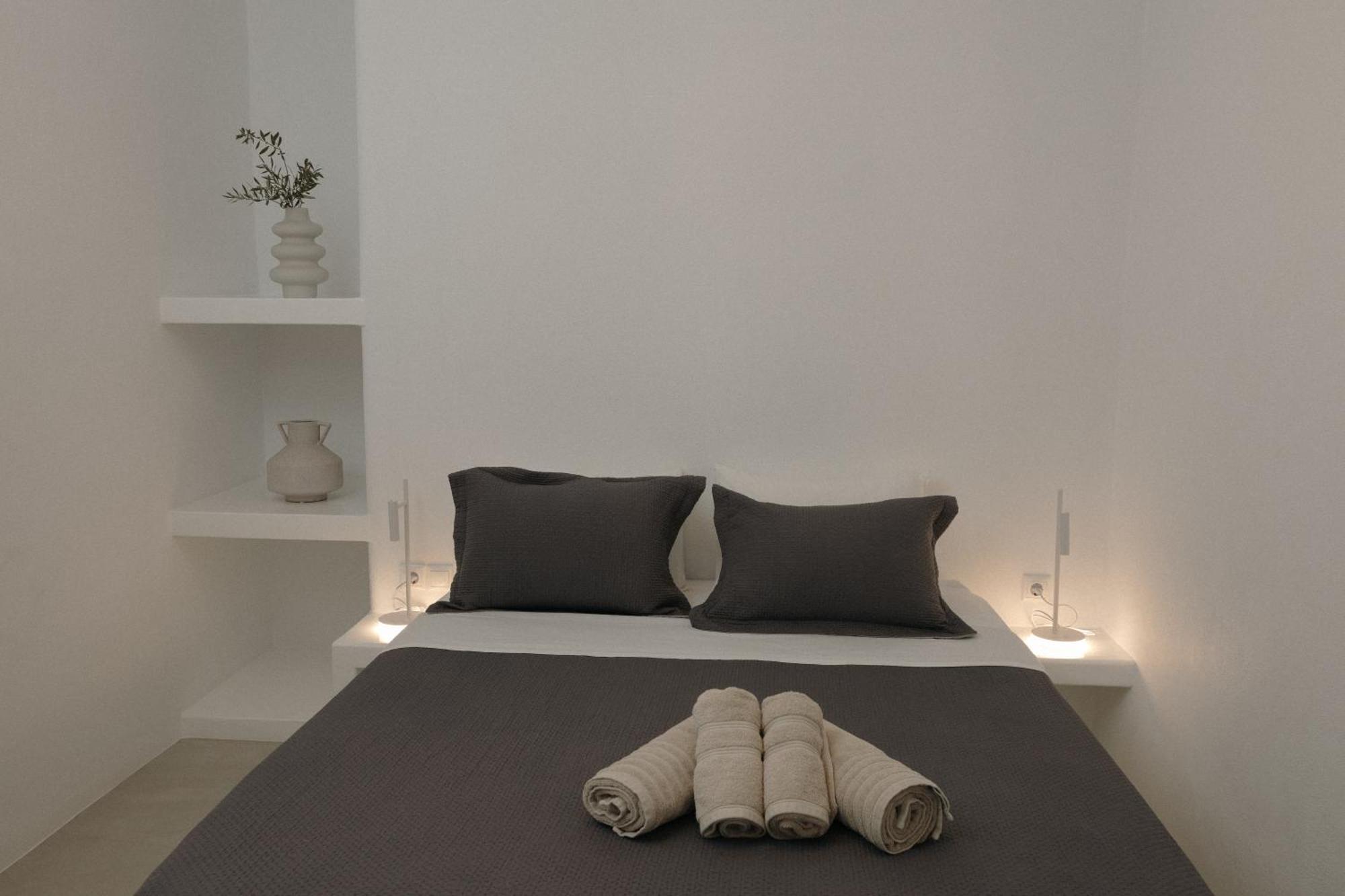 Mykonos Supreme Comfort Suites & Villas Kalafatis Bagian luar foto